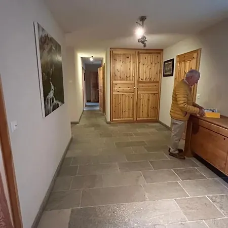 Chalet In Out For 10 People With Breathtaking View Nendaz