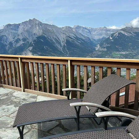 In Out For 10 People With Breathtaking View