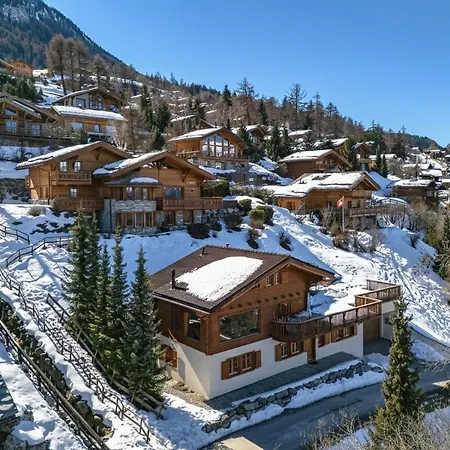 In Out For 10 People With Breathtaking View