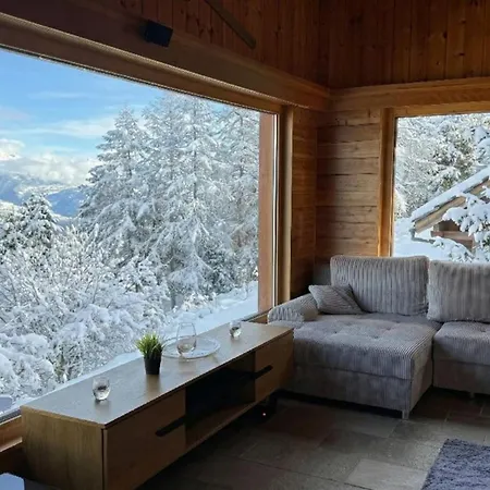 In Out For 10 People With Breathtaking View *