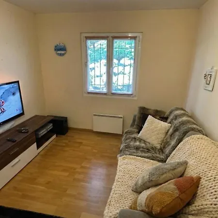 In Out For 10 People With Breathtaking View