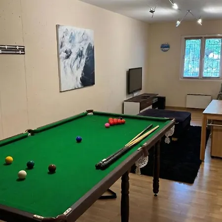 In Out For 10 People With Breathtaking View Chalet *